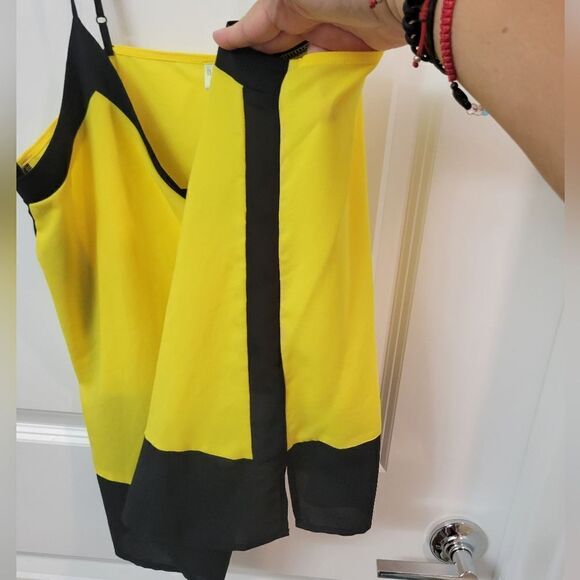 Bisou bisou yellow and black sleeveless blouse - Picture 5 of 11